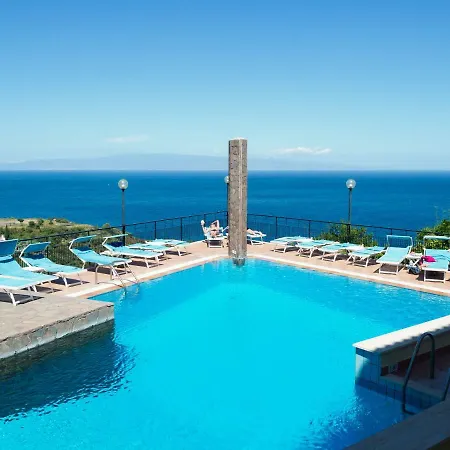 Sirius 4* Ταορμίνα