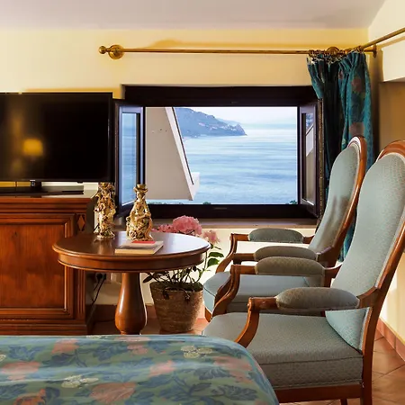 Sirius Hotel 4*